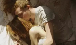 日本性爱a片在线直播放,暗流涌动的网络世界